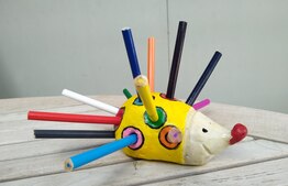 Workshop (groot)ouders en (klein)kinderen: egel-potloodhouder boetseren